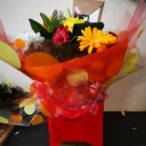 Box Bouquet in Water