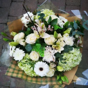 Luxury Bouquet in Gift Bag